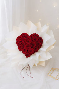 Heart of Roses — 33 Premium Stems