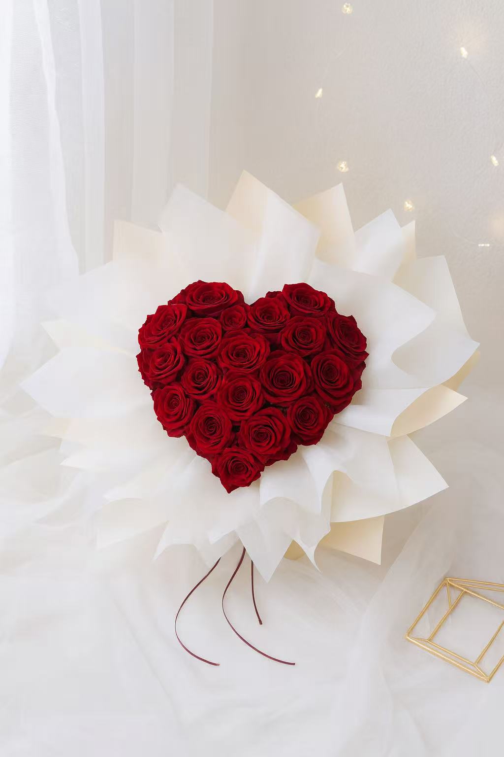Heart of Roses — 33 Premium Stems